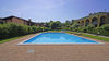 Bilocale con giardino a 200 metri dal lago in residence con piscina a Manerba del Garda