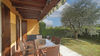 Appartamento con giardino privato in residence con piscina a Soiano del Lago