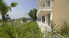 Moderno appartamento con vista lago in piccolo contesto con piscina e tennis a Padenghe sul Garda