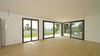 Moderno appartamento con vista lago in piccolo contesto con piscina e tennis a Padenghe sul Garda