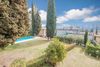 Luminosa villa singola con piscina in vendita a Gardone Riviera