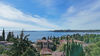 Bilocale recentemente ristrutturato con meravigliosa vista lago ed esclusiva terrazza in vendita a Gardone Riviera