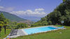 Villa singola vista lago, recentemente ristrutturata, con piscina panoramica e ampio parco in vendita a Salò