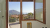 Appartamento indipendente di testa in residence con piscina e vista lago nelle vicinanze di Salò