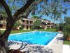 Bilocale al piano terra in residence con piscina in vendita a San Felice del Benaco