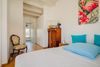 Sirmione, Punta Grò, villa di testa con piscina a pochi metri dal lago in vendita