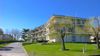 Sirmione, appartamento da ristrutturare in residence a lago in vendita