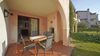 Bilocale con giardino privato in residence con piscina a Sirmione, vicinanze