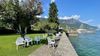 Bilocale al piano terra con piscina e parco a lago